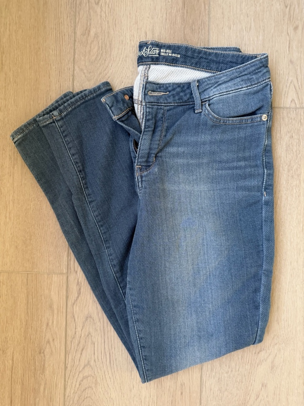 Old Navy Rockstar Women’s Skinny Jeans - Blue Wash